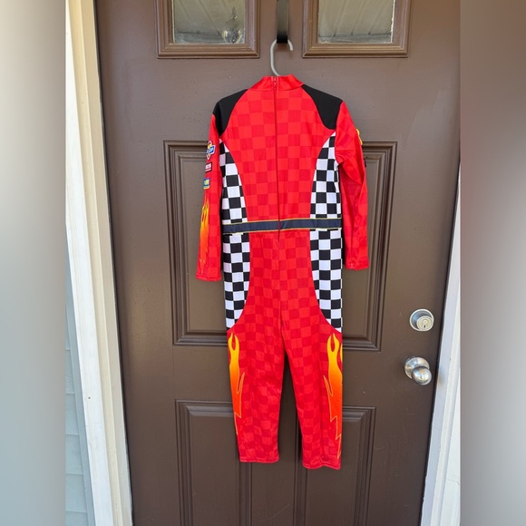 Lightning McQueen pit crew costume - Picture 5 of 9